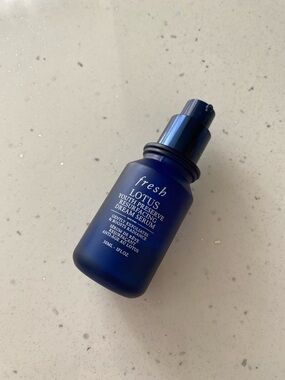 fresh Lotus Youth Preserve Resurfacing Dream Serum - 30ml